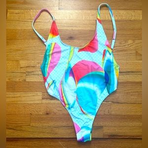 Fabletics lower back bathing suit| Fabletics bathing suit| size L| New with tag